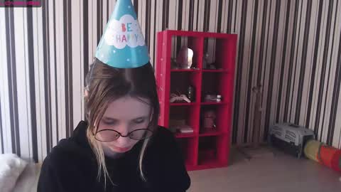 Hannaolotl online show from February 28, 2025, 1:14 pm