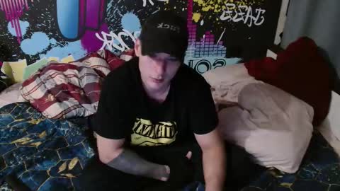 _happydayleon_ online show from September 23, 2025, 6:11 pm