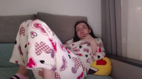 Criss4u online show from February 25, 2026, 5:39 am