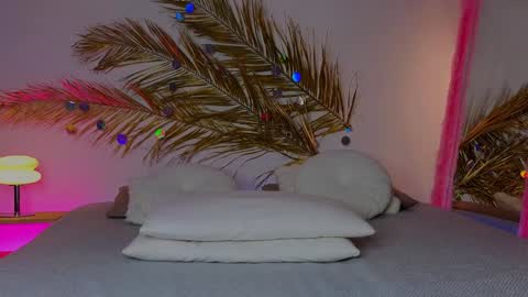 Holly online show from January 27, 2025, 6:30 am