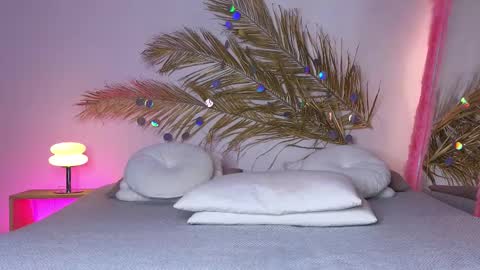 Holly online show from February 10, 2025, 5:58 am