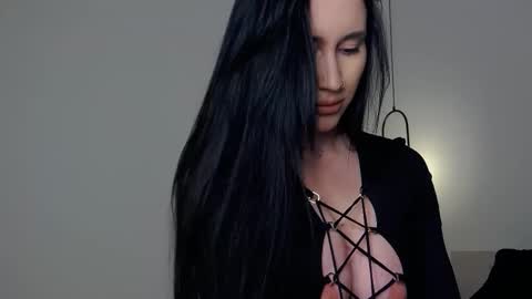 Mary online show from February 19, 2025, 6:00 pm