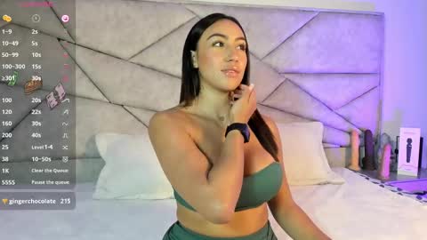 Snapshot of _im_megan chatting on February 9, 2025, 10:09 am Megan online show from February 9, 2025, 10:09 am