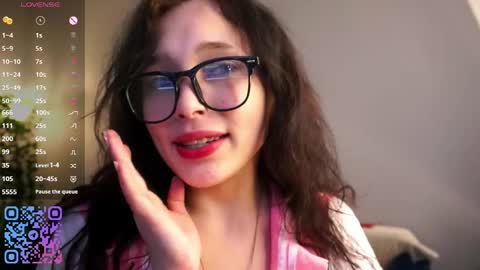 Emily online show from April 19, 2026, 6:21 pm