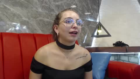 Isa online show from February 14, 2025, 2:44 pm