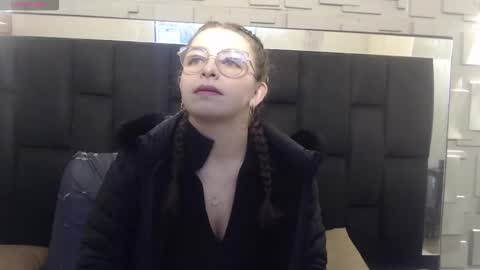 Isa online show from January 17, 2026, 11:59 am