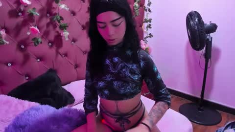  Ivy Luna online show from April 22, 2026, 7:04 pm