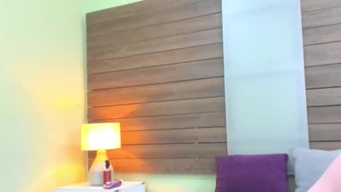 JADE  online show from February 11, 2026, 1:38 pm