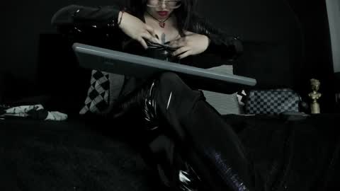 Miss Jade online show from February 4, 2025, 2:43 pm