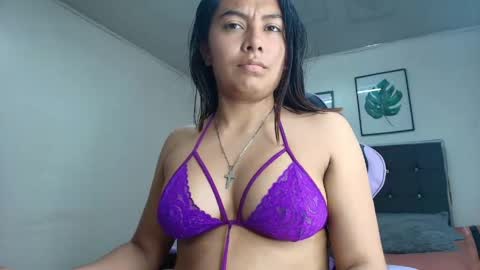 _jane_30 online show from April 22, 2026, 3:09 am