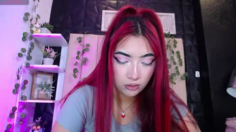 Mia online show from February 11, 2025, 4:56 pm