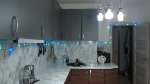 Joni online show from January 4, 2025, 1:52 am