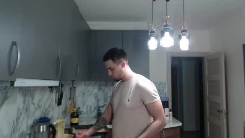 Joni online show from January 5, 2025, 9:37 am