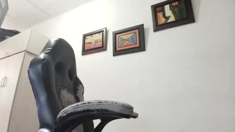 jordan online show from October 3, 2025, 8:50 pm