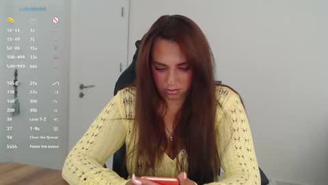 Snapshot of _just_a_queen_3 chatting on July 21, 2026, 6:21 pm _just_a_queen_3 online show from July 21, 2026, 6:21 pm