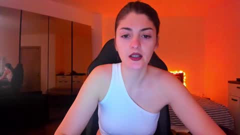 _just_a_simple_girl online show from February 27, 2025, 11:31 am