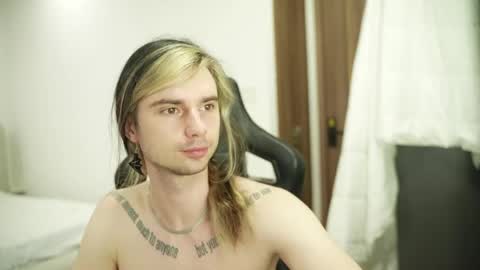 My song  -  online show from June 4, 2026, 11:33 pm