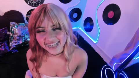 _karine01 online show from February 7, 2025, 8:11 am