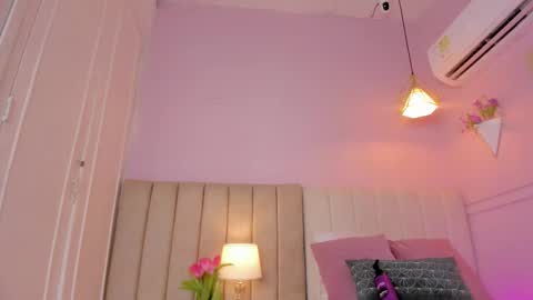 karol online show from September 15, 2025, 6:52 pm