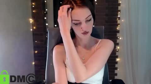  karolina online show from March 11, 2026, 6:47 pm