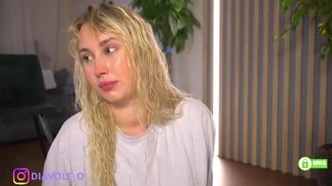 Kate online show from April 24, 2026, 3:36 pm