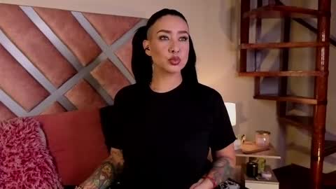 kelly online show from June 4, 2026, 12:55 pm
