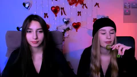 _kellykitten_ online show from February 27, 2026, 9:42 am