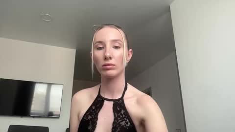 Snapshot of _kellystar_ chatting on April 15, 2026, 11:17 am Kelly online show from April 15, 2026, 11:17 am