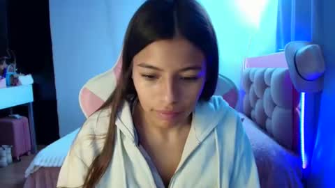 khloe sweet online show from April 24, 2026, 1:24 pm