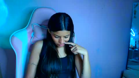 Snapshot of _khloe_sweet chatting on July 8, 2026, 2:54 pm khloe sweet online show from July 8, 2026, 2:54 pm