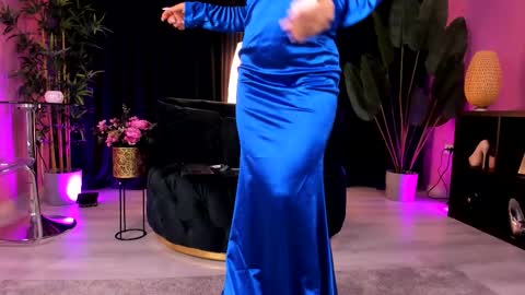 Kim online show from September 9, 2025, 2:49 pm