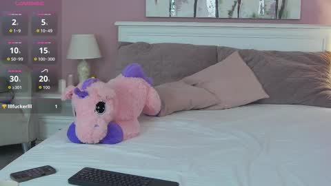 Kim online show from November 16, 2025, 5:13 am