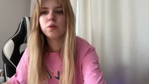 Molly   Emily online show from June 20, 2026, 9:45 am