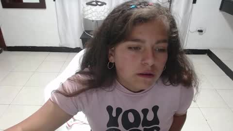 _kitten_1 online show from December 21, 2024, 6:34 pm