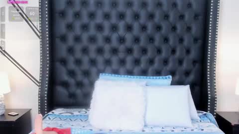 _krystal_cambell online show from September 25, 2025, 8:23 pm