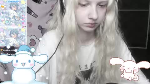  kuro  online show from February 16, 2025, 7:27 pm