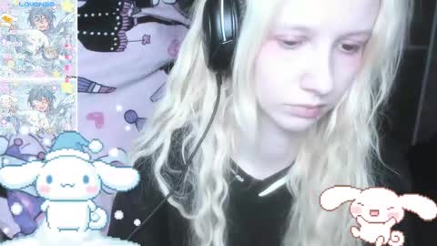  kuro  online show from February 23, 2025, 8:11 pm