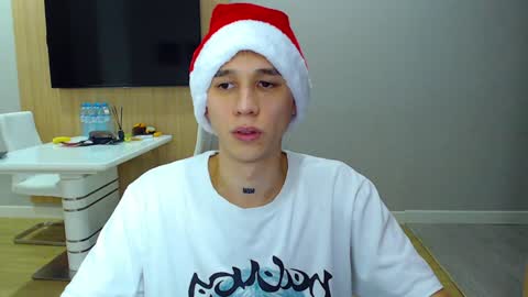 Kurt online show from December 25, 2024, 9:33 pm