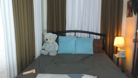 Kylie online show from February 25, 2025, 5:36 pm