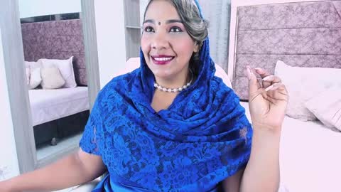 NAILHA SAJANI  online show from January 31, 2025, 3:00 pm