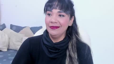 NAILHA SAJANI  online show from October 3, 2025, 7:22 pm