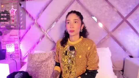 Lanna  online show from October 18, 2025, 12:24 am