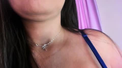 paulina  online show from February 16, 2026, 7:21 pm