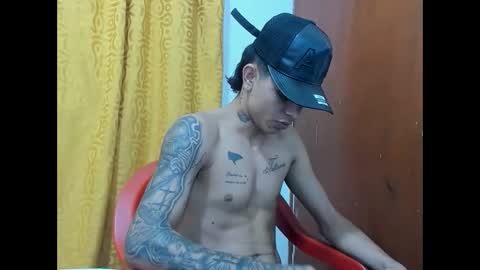 _latinhot_420 online show from May 8, 2026, 12:43 pm
