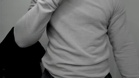 Layne online show from December 14, 2024, 4:12 am