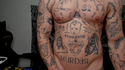 Layne online show from December 26, 2024, 11:57 pm