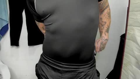 Layne online show from January 3, 2025, 1:38 am