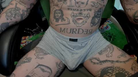 Layne online show from February 21, 2025, 4:51 am