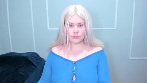 leana online show from November 26, 2025, 2:18 pm