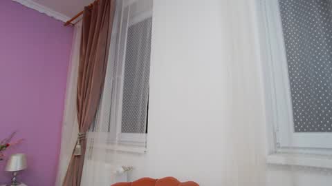 Lena Paul online show from February 5, 2025, 2:51 am